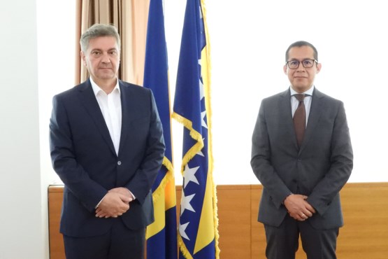 Zamjenik predsjedavajuće Predstavničkog doma dr. Denis Zvizdić primio u oproštajnu posjetu šefa Ureda Svjetske banke u BiH 
